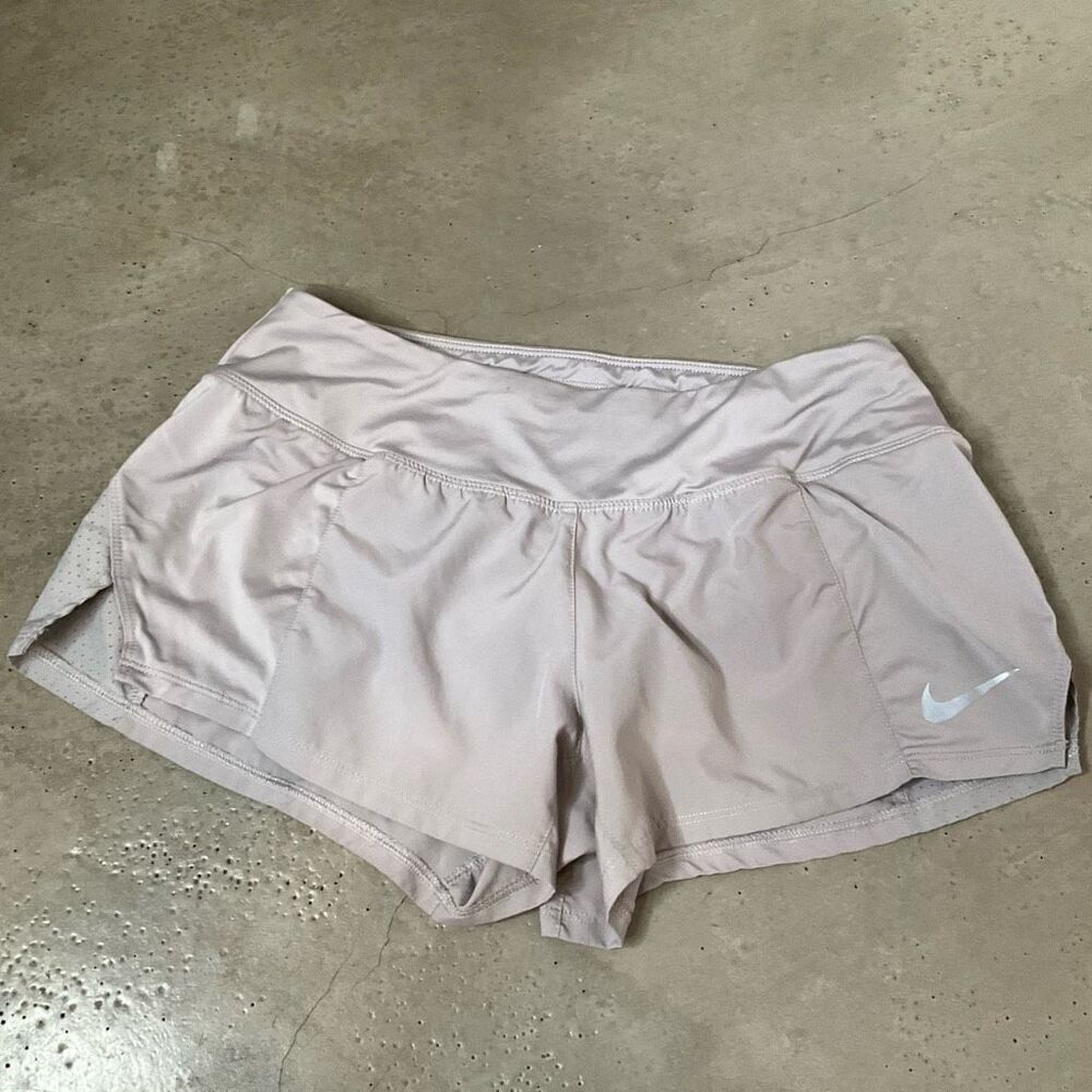 Nike Dri Fit Training Shorts - Picture 2 of 5